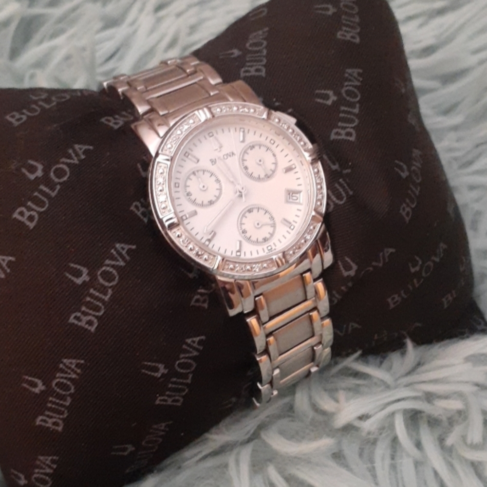 Watch - Picture 2 of 5